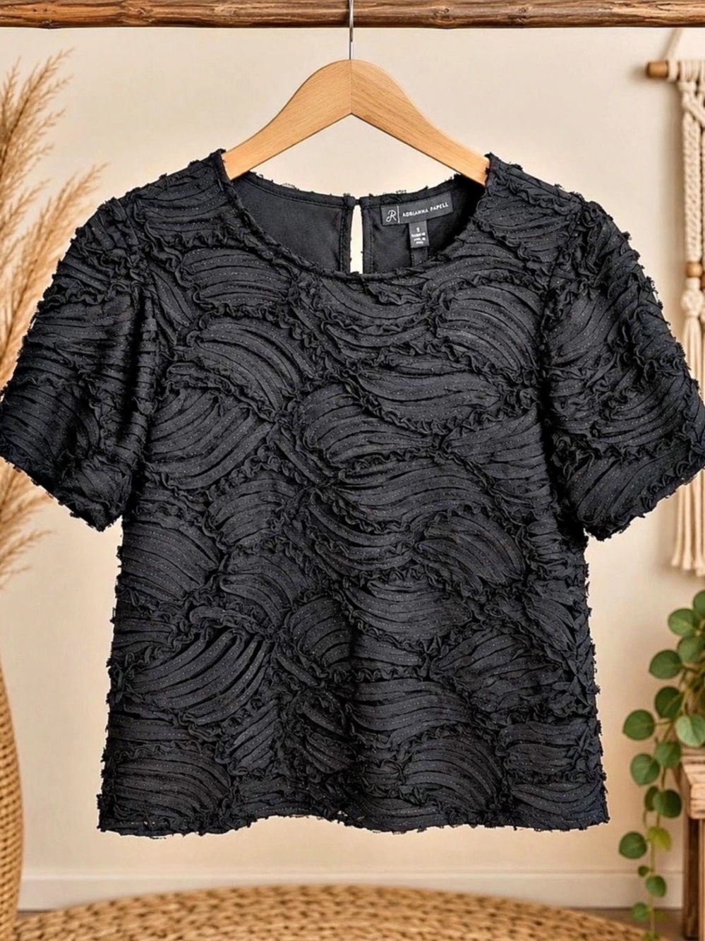 Adrianna Papell Textured Short Sleeve Top in Black Size Medium NWT